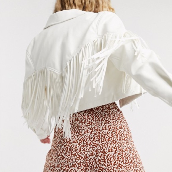 bershka western fringe white faux leather jacket ✨